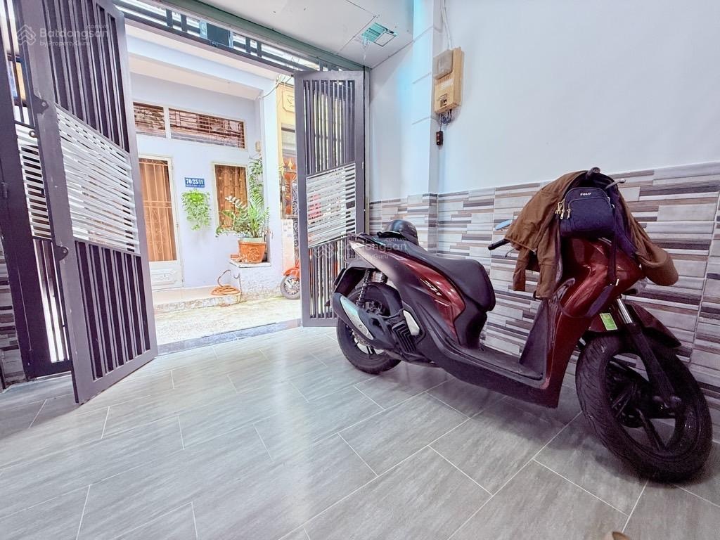 41mx2t-2pn - 3wc - ban công to - sân xe to - ô tô né cách 20m - đậu vài chiếc vô tư - Phạm Văn Bạch