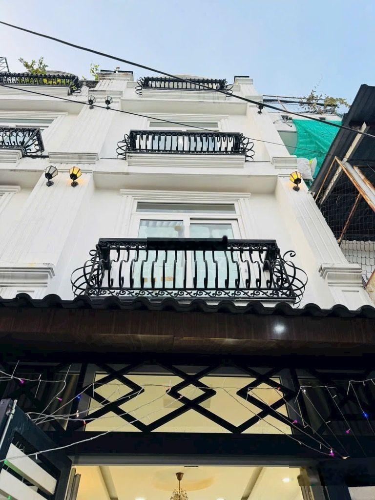 Bán nhà 5 tầng - full nội thất - 3.7x13m - Phạm Văn Bạch - Tân Bình - chỉ 5.7 tỷ