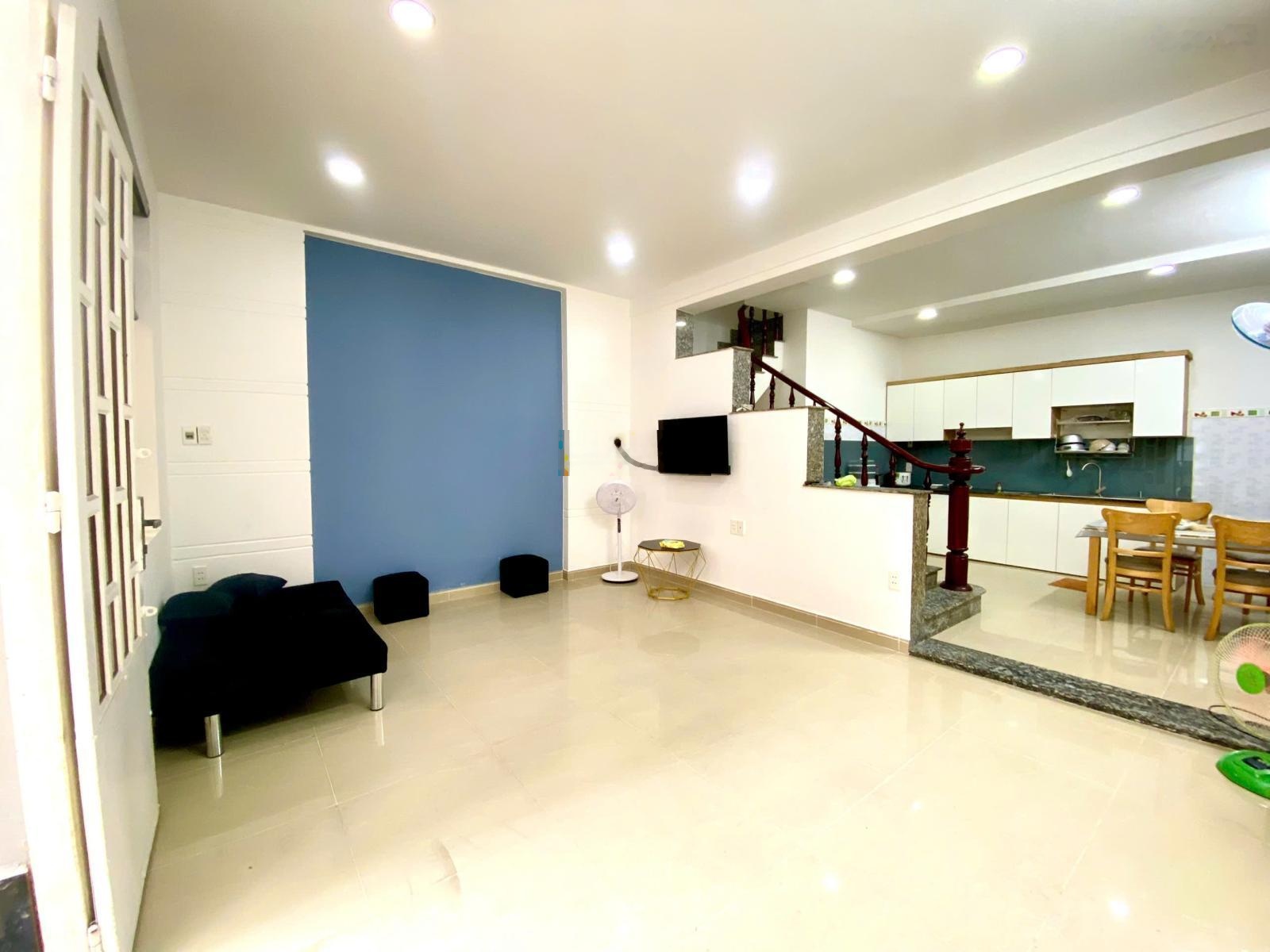 Bán Nhà Cạnh Sân Bay 45 m² 2 Tầng 4 Tỷ Nhỉnh Hẻm Oto Cạnh Mặt tiền (Tân Bình)