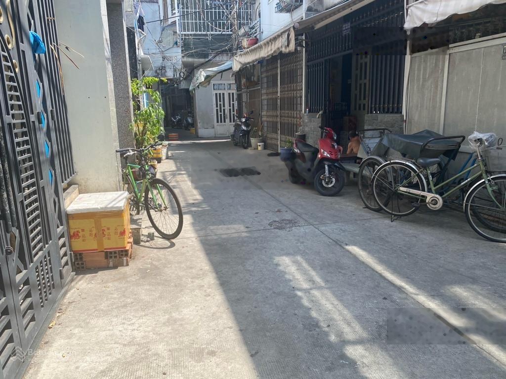 Nhà đẹp Ni Sư Huỳnh Liên, DT 60m2 xây 2 tầng chỉ 5.2 tỷ