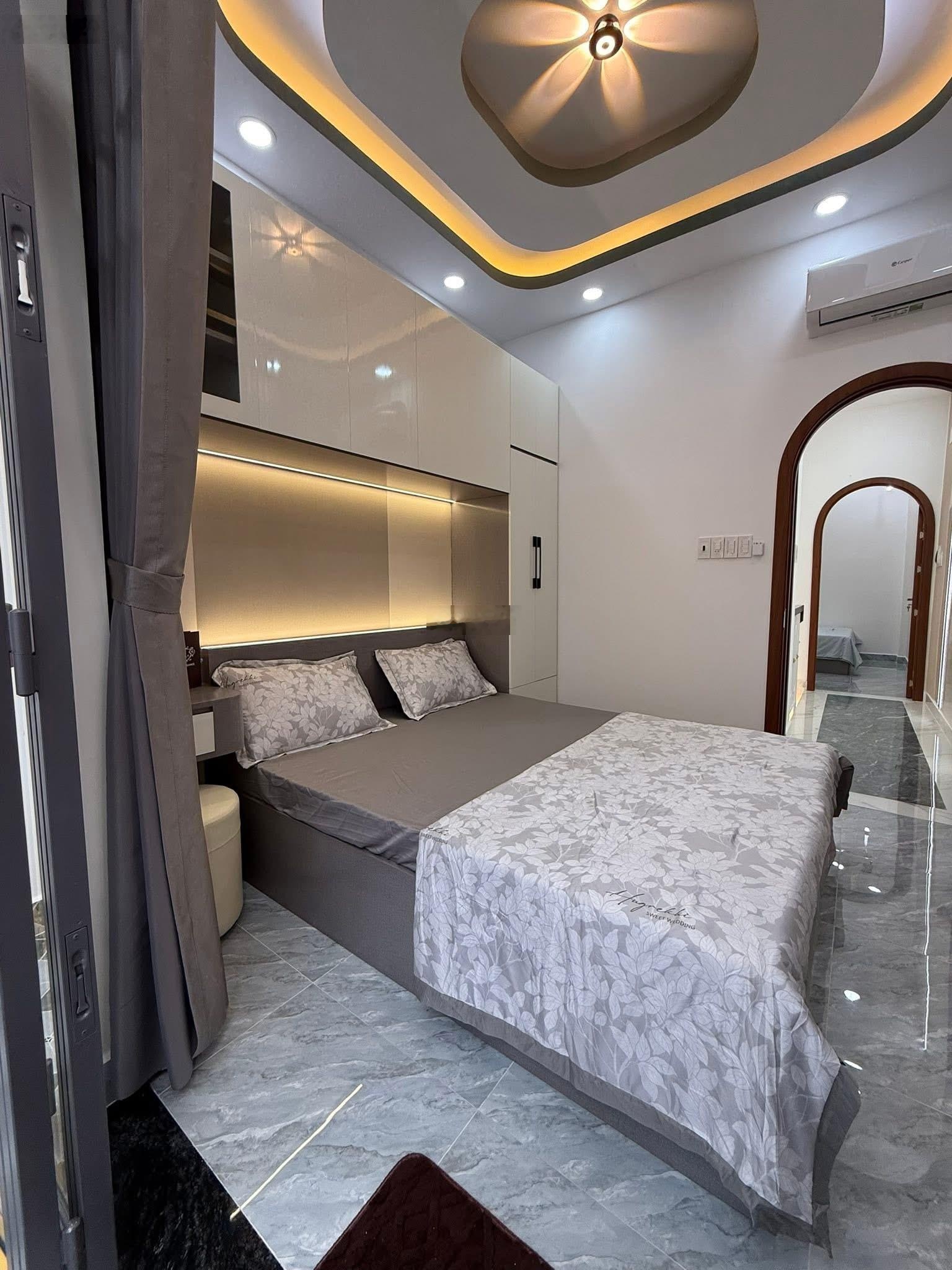 Nhà đẹp chính chủ bán thuộc đường Trần Thánh Tông p 15 Tân Bình DT 30 m trệt lầu hẻm3 m giá 4 tỷ 56