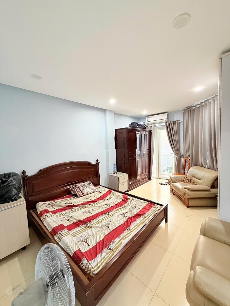 Bán nhà đường nguyễn phúc chu tân bình 45m2 3 tầng 4.7 tỷ vài bước ra mặt tiền