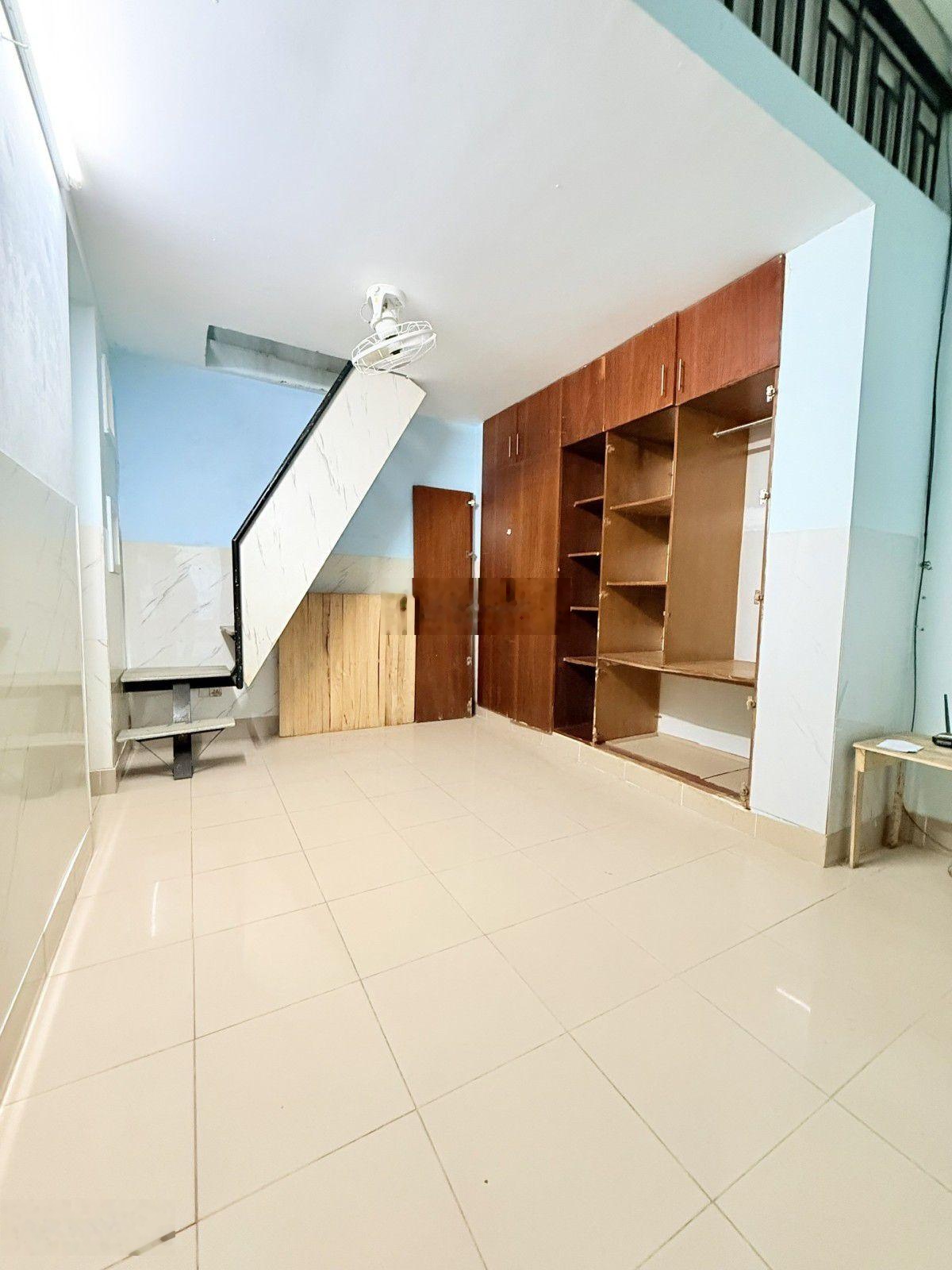 Đường số 7 gần chung cư Bàu Cát 2 - 37 m2 - 3 tầng - nhỉnh 4 tỷ. P10, Tân Bình