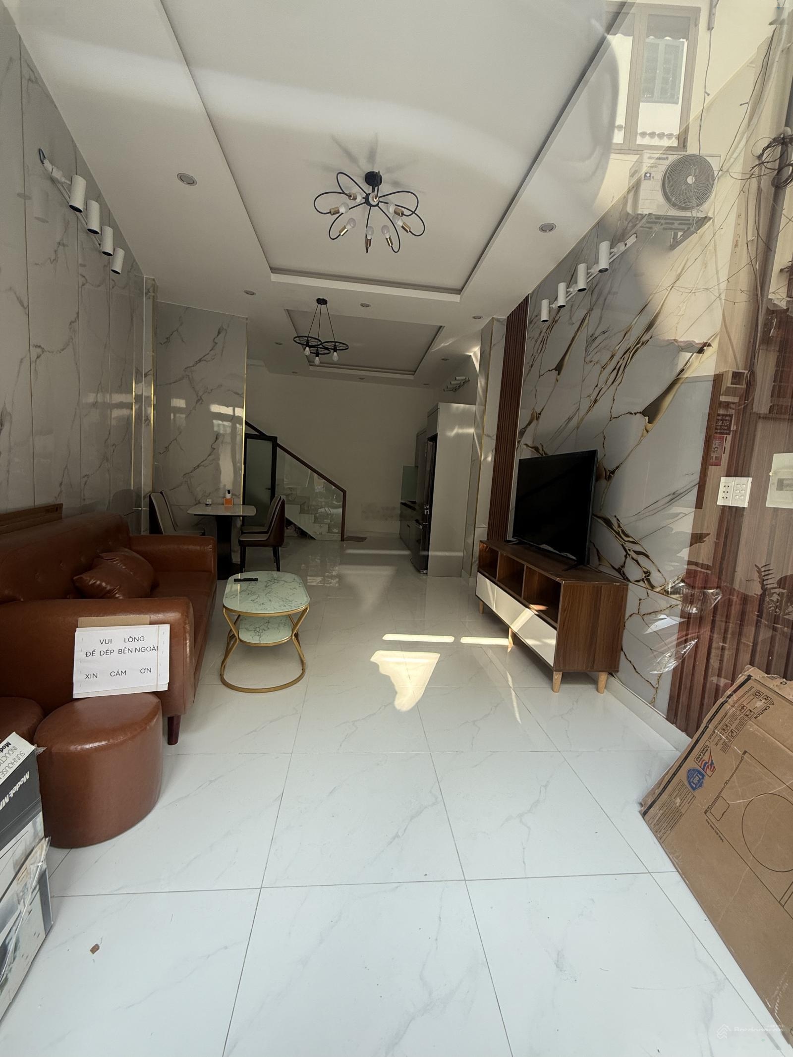 Bán Căn Nhà Riêng 5,3 tỷ, 36m2 tại phường 12, Trung tâm Quận Tân Bình. Sổ nở hậu Tài Lộc