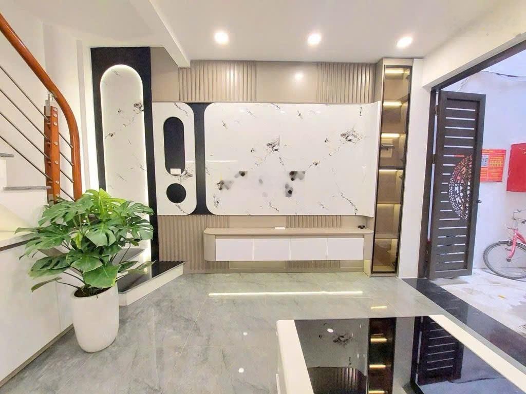 Bán gấp - giảm 500tr - Hồng Mai - nhà đẹp - gần phố - kinh doanh sầm uất - 4 tầng - 4.35 tỷ