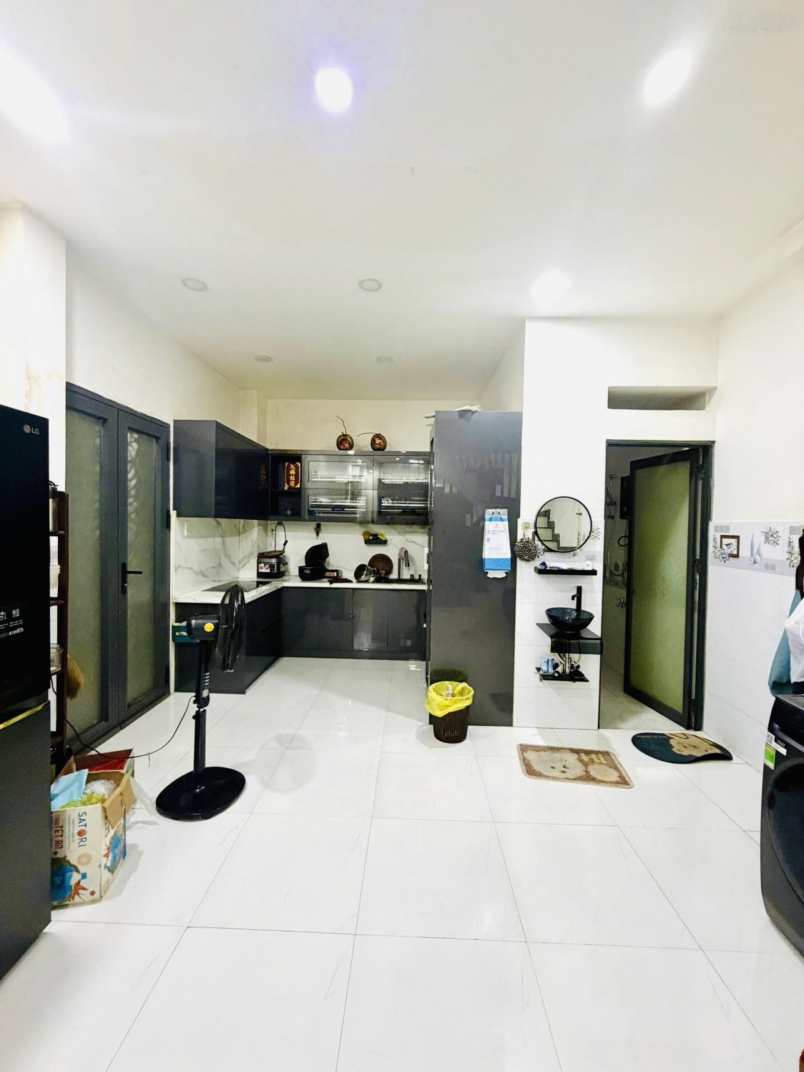 Bán Nhà Riêng tại Đường Hòa Bình, Phường 5, Quận 11, Hồ Chí Minh,nhỉnh 5 tỷ, 52m2