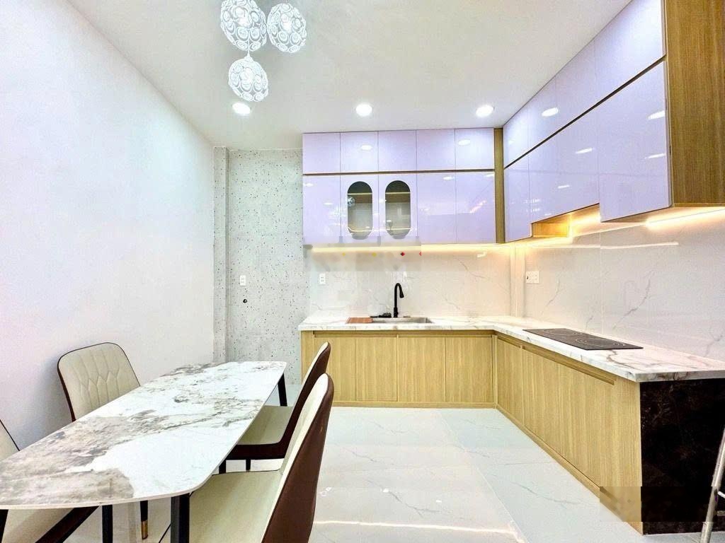 Phan huy ích - hẻm xe hơi - nhà đẹp full nội thất 4,95 tỷ