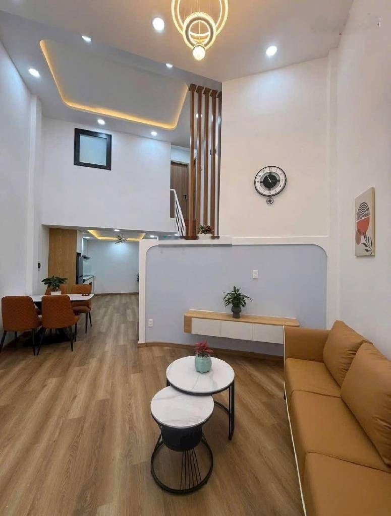 Nhà Mới Phường 15 Tân Bình ngang 4m dài 12m có 2 lầu Nội Thất mới giá 4ty4