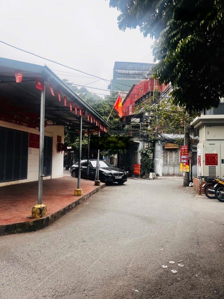 Nhà lô góc Trần Khát Chân - Tầm tiền hiếm, nhỉnh 4 tỷ. Mua về xây mới - Giá trị tăng bộn.