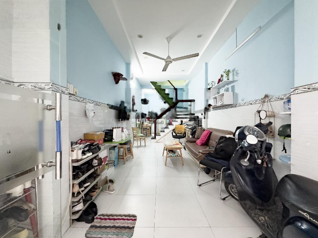 Kế bên khu vip bắc hải q10 - vị trí đẹp - hẻm rộng thoáng an ninh yên tĩnh - gần nhà thờ