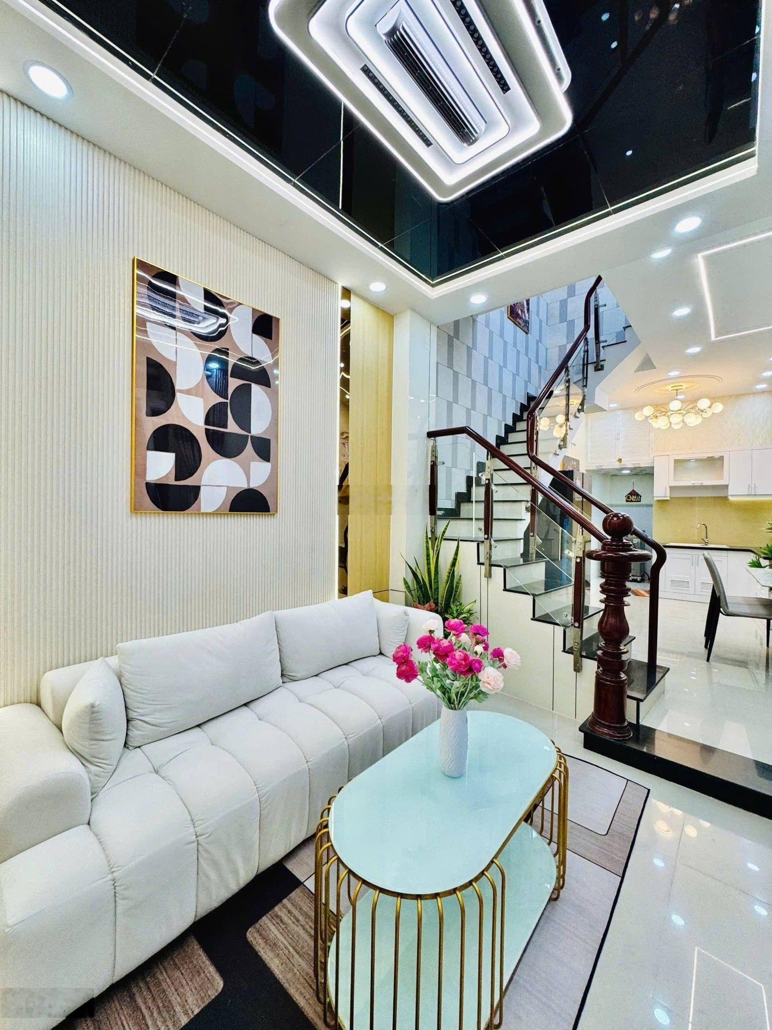 4.45 tỷ, nhà mới xây 2 tầng, Lê Đức Thọ, 33.2m2 cách mặt tiền chỉ 50m