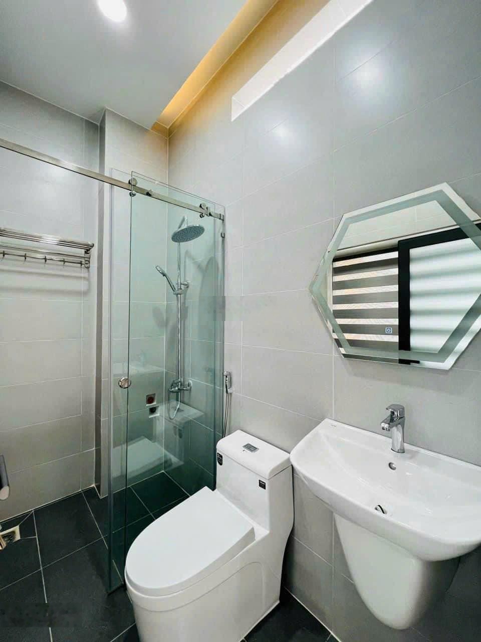 Nhà mới đón Tết Thích Quảng Đức 47m2 giá 2,38 tỷ, p 5, Phú Nhuận, HCM, giá 6,38 tỷ