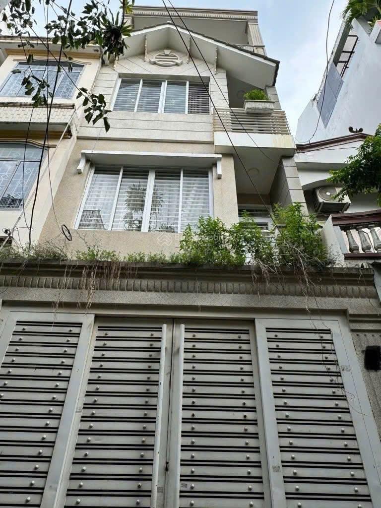 Chính chủ căn phan huy ích giá 2tỷ5 giảm sâu 500 triệu ngay siêu thị emart dòng tiền cho thue 15tr