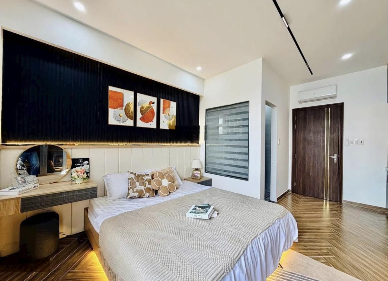 Bán nhanh căn nhà ngay chợ thiếc - đường phó cơ điều - quận 11 - giá: 4,68tỷ/72m2 - hđ thuê 22tr/th