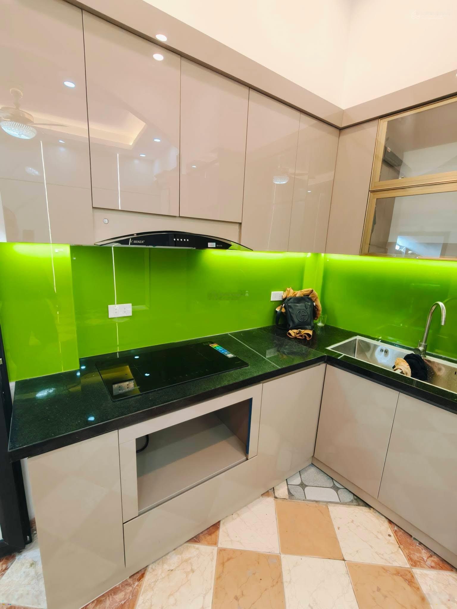 Sát lê duẩn| ngõ xe bagac ( trải nhựa )- 3 ngủ - full nội thất