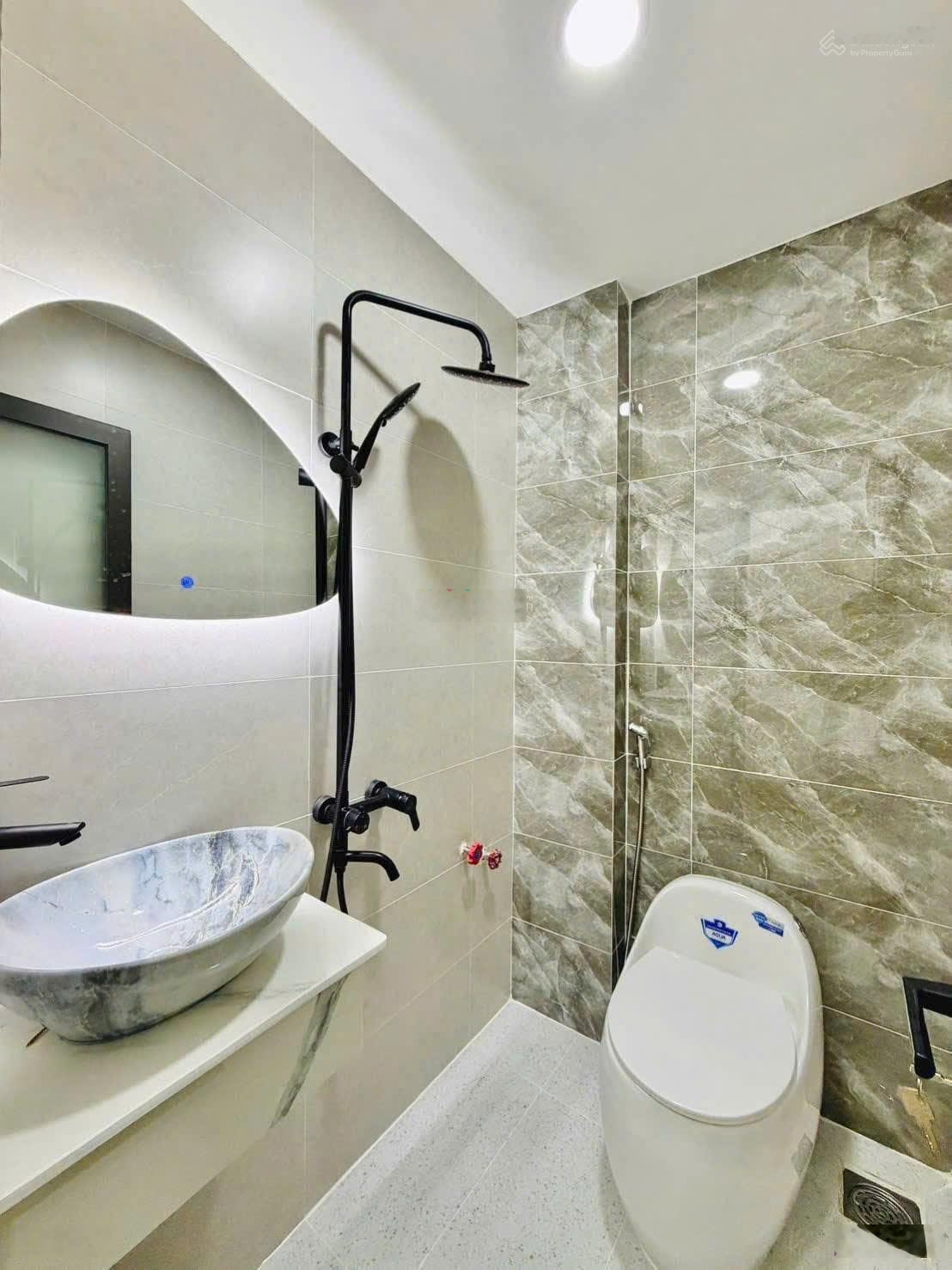 Chủ Chuyển Công Tác, Đ.Nguyễn Biểu, P9, Q5, DT 67m2, Giá 2 tỷ 690tr, Sổ Hồng Riêng Chính Chủ