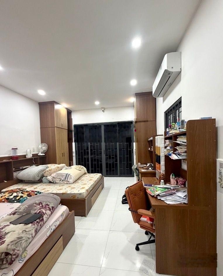 Bán nhà Hòa Bình vòng xoay Đầm Sen Lạc Long Quân, 4.2x12m giá nhỉnh 5 tỷ.Q11.3