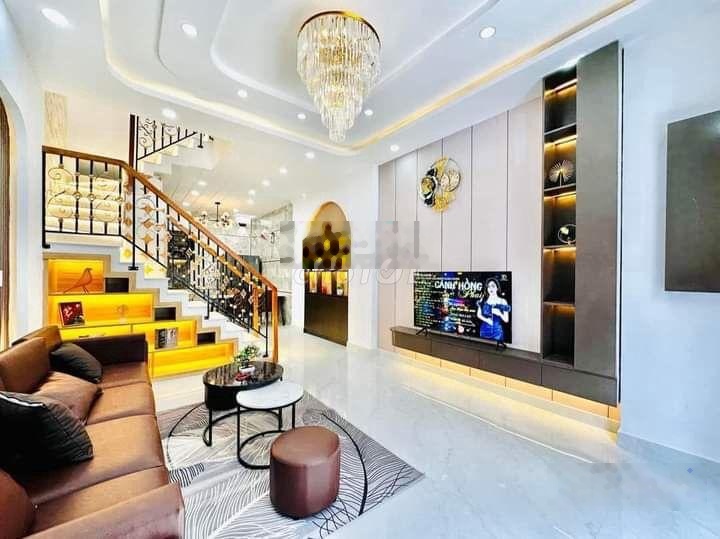 Bán nhà riêng 42m2/ 1 tỷ 990triệu Hoàng Văn Thụ, Tân Bình, HCM,