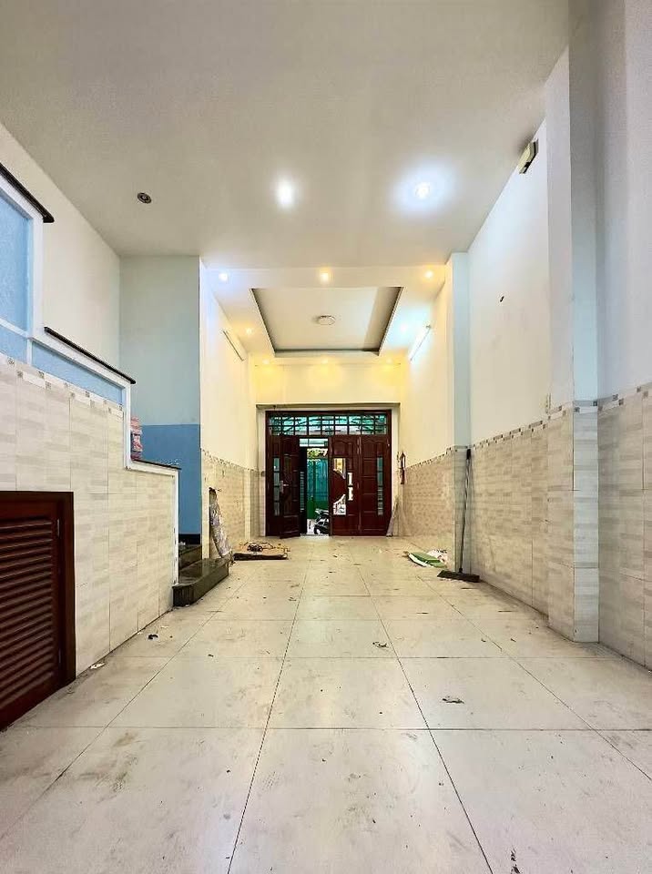 Bán nhà Hồng Lạc - Bảy Hiền, Tân Bình, 6 tầng, hẻm xe tải thông, giá 9.1 tỷ