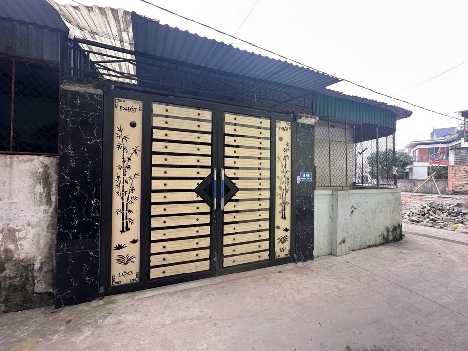 Chỉ hơn 2 tỷ có nhà cấp 4 Lê Lợi, trung tâm thành phố Vinh