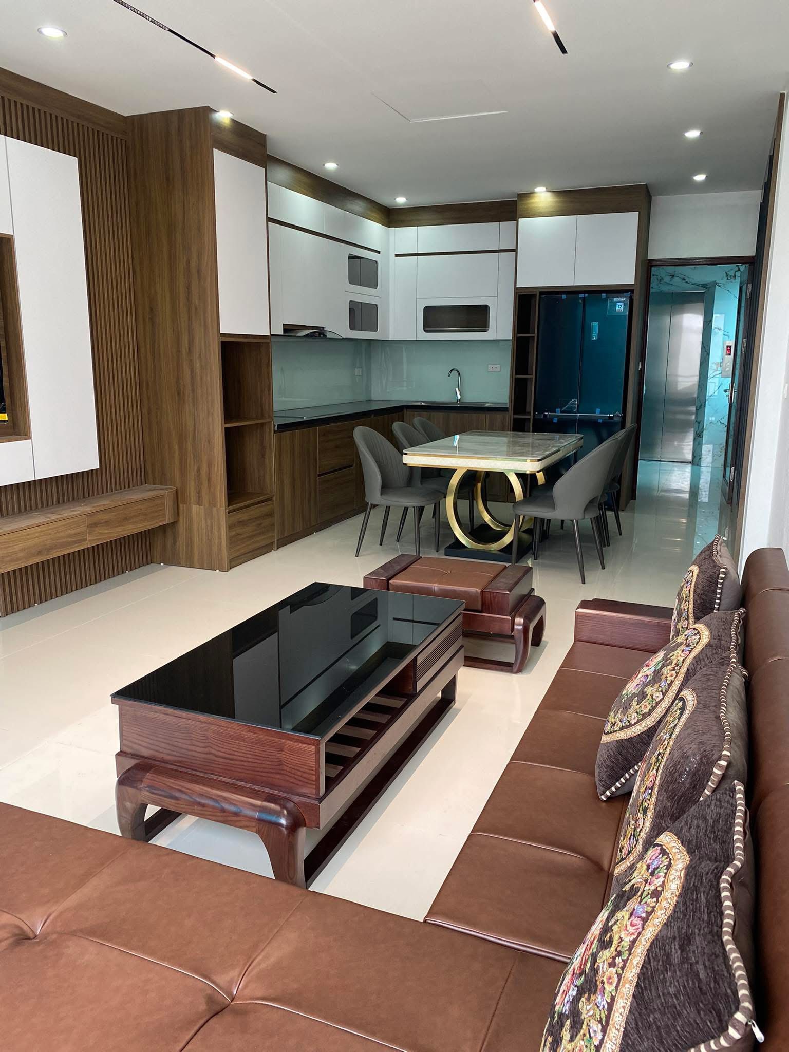 Chính chủ cần bán nhanh nhà phố Yên Lộ, Yên Nghĩa, 5 tầng, thang máy, ngõ ô tô, kinh doanh