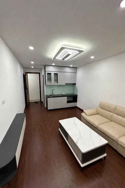 Bán căn hộ tập thể 70m2, 2 ngủ, full nội thất tại ngõ Hoà Bình 7, Minh Khai