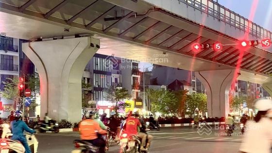 Nhà Bạch Mai, ba bước ra đường nhỉnh 2 tỷ sđcc