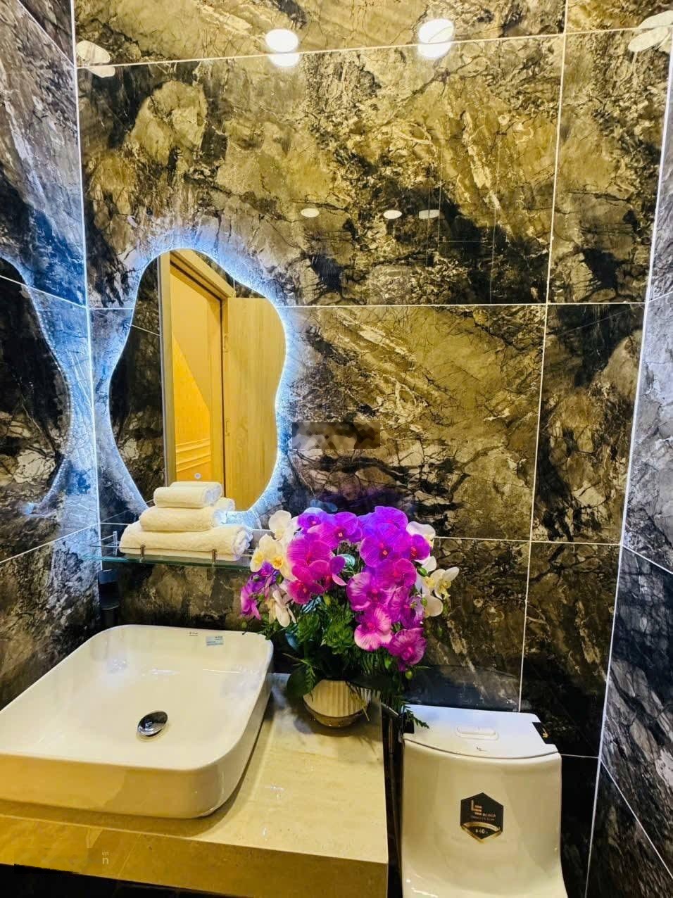 Bán nhà khu vip tân bình - hẻm xe hơi tránh - nhà mới full nội thất - giá 5.05 tỷ