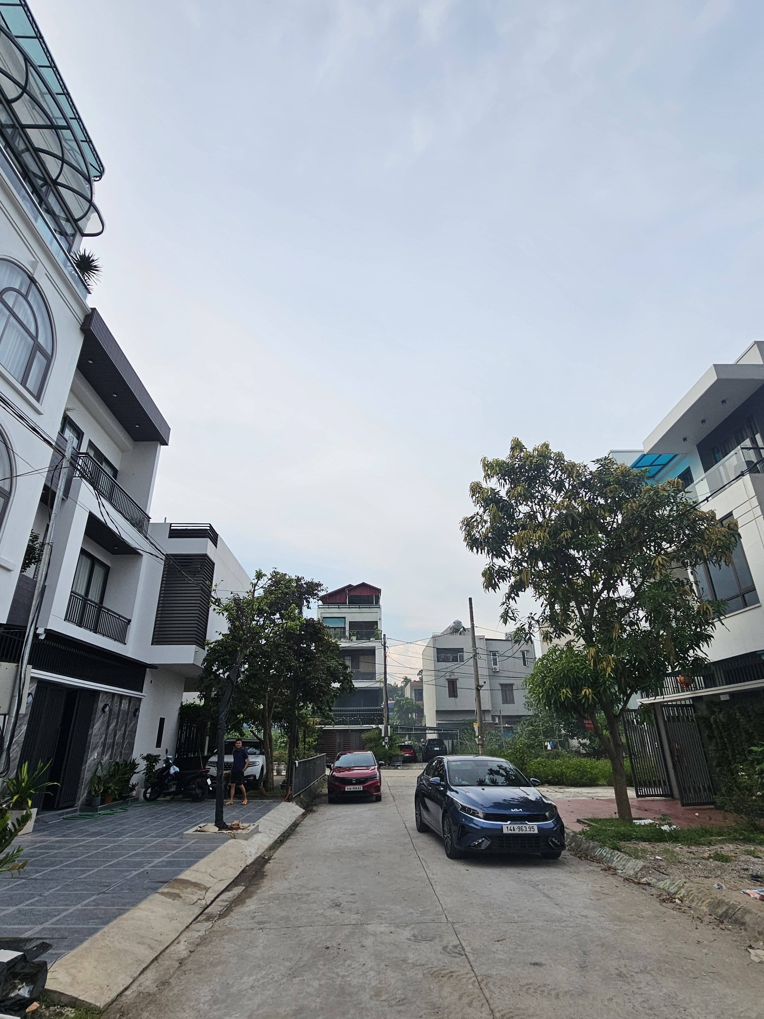 Bán đất sau công an phường Cao Xanh, giá chỉ nhỉnh 1 tỷ, đường ô tô bằng phẳng, 62m2 full xây dựng