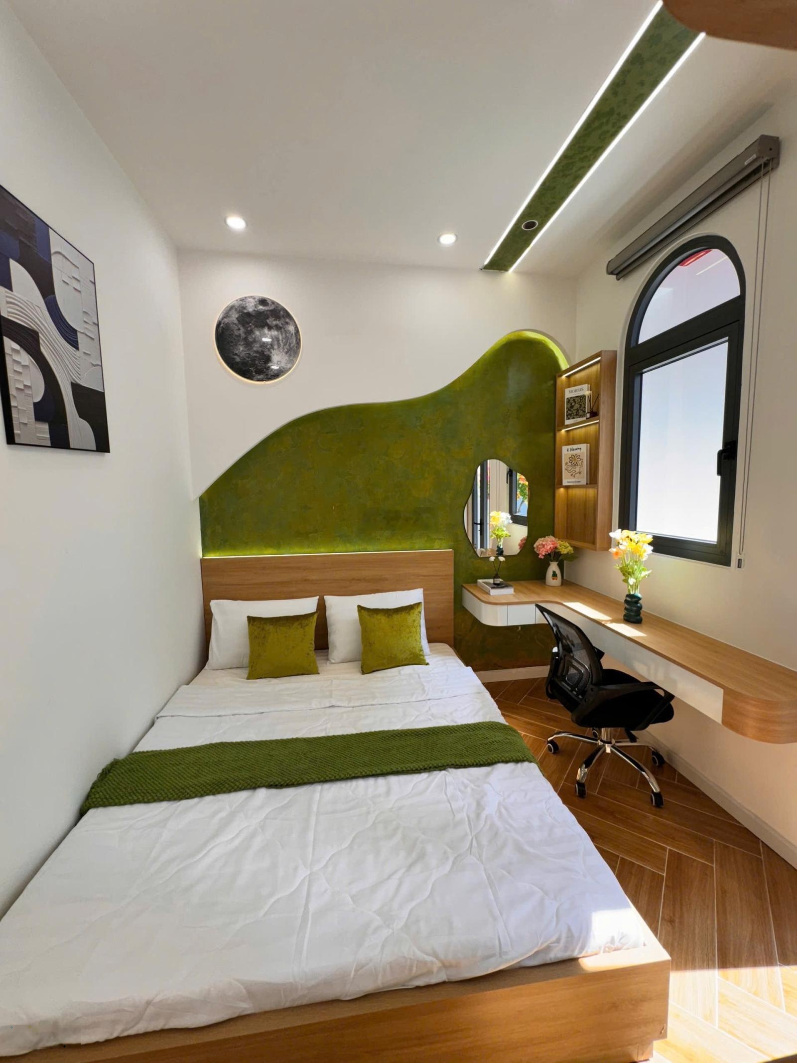 THÂN GỬI ACE MÔI GIỚI HH 50TR Bán nhà đẹp Gò Vấp Hẻm xe hơi tới cửa nở hậu - Giá: 4.78Ty TL - Vị