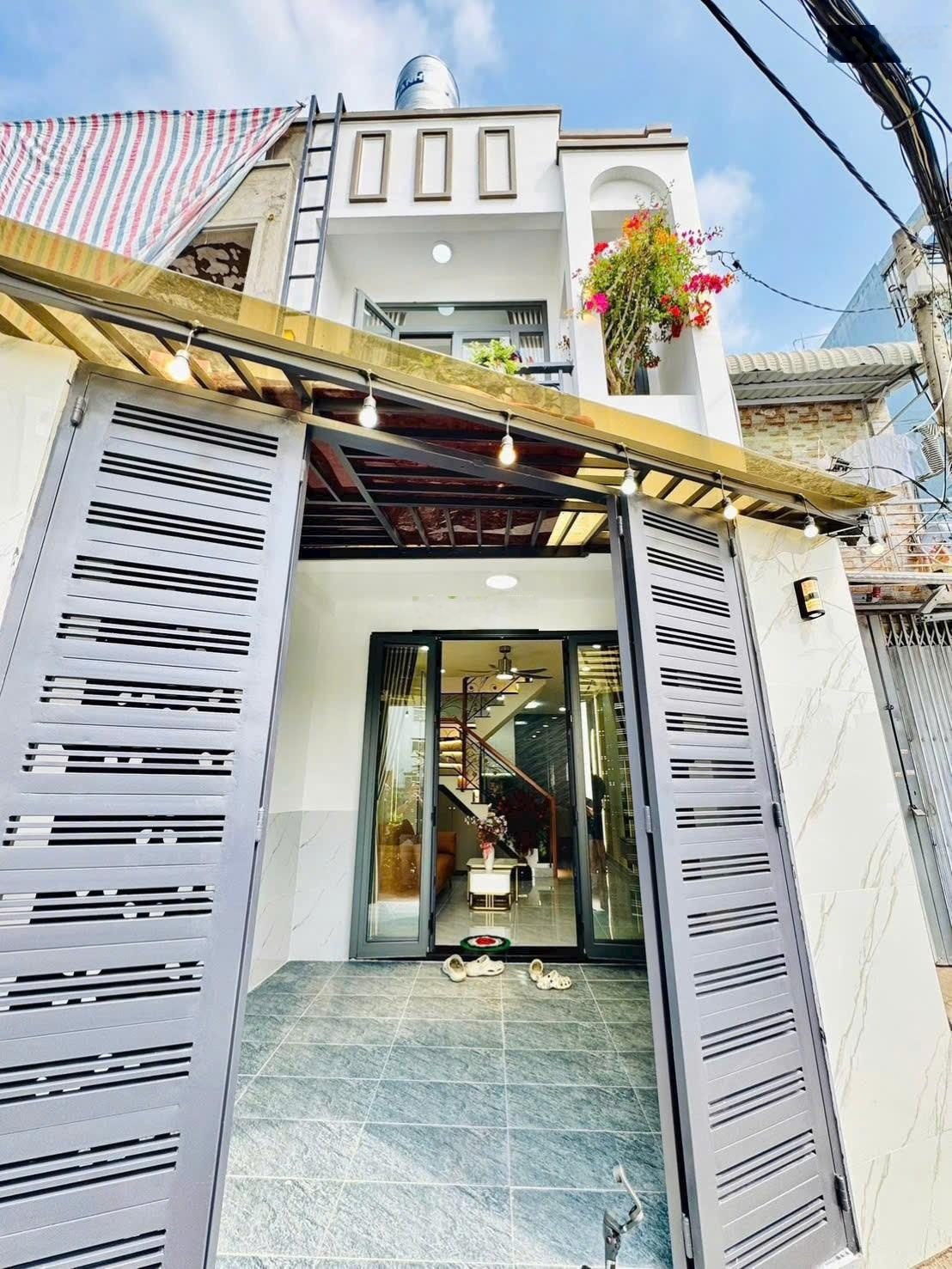 Tậu nhà mới đón tết - nhà 2 tầng full nội thất - 65,5m2 - gò vấp chỉ 4. tỷ