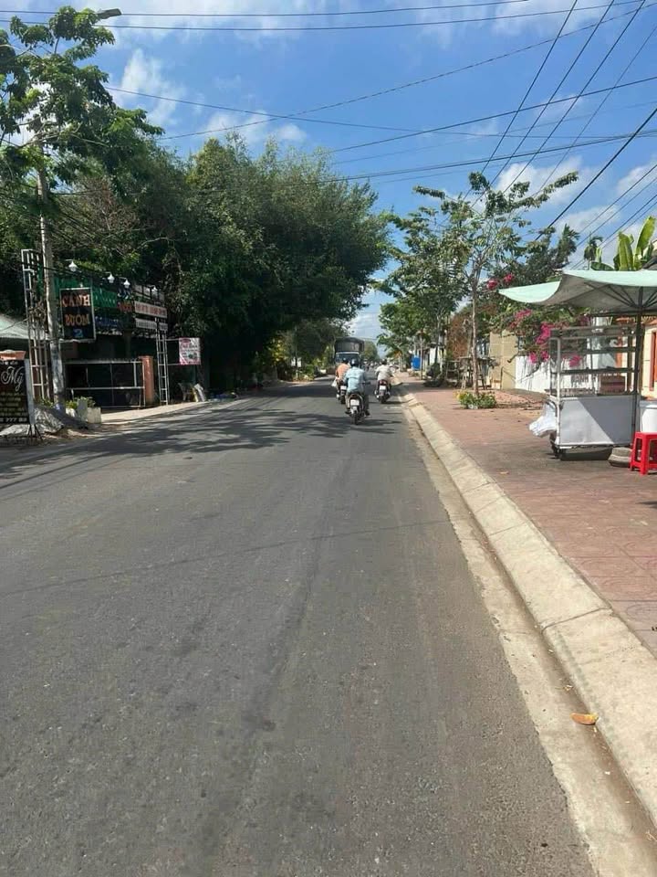 Bán đất mặt tiền Nguyễn Cửu Vân, Tân An, 10x47m full thổ cư, giá 8 tỷ