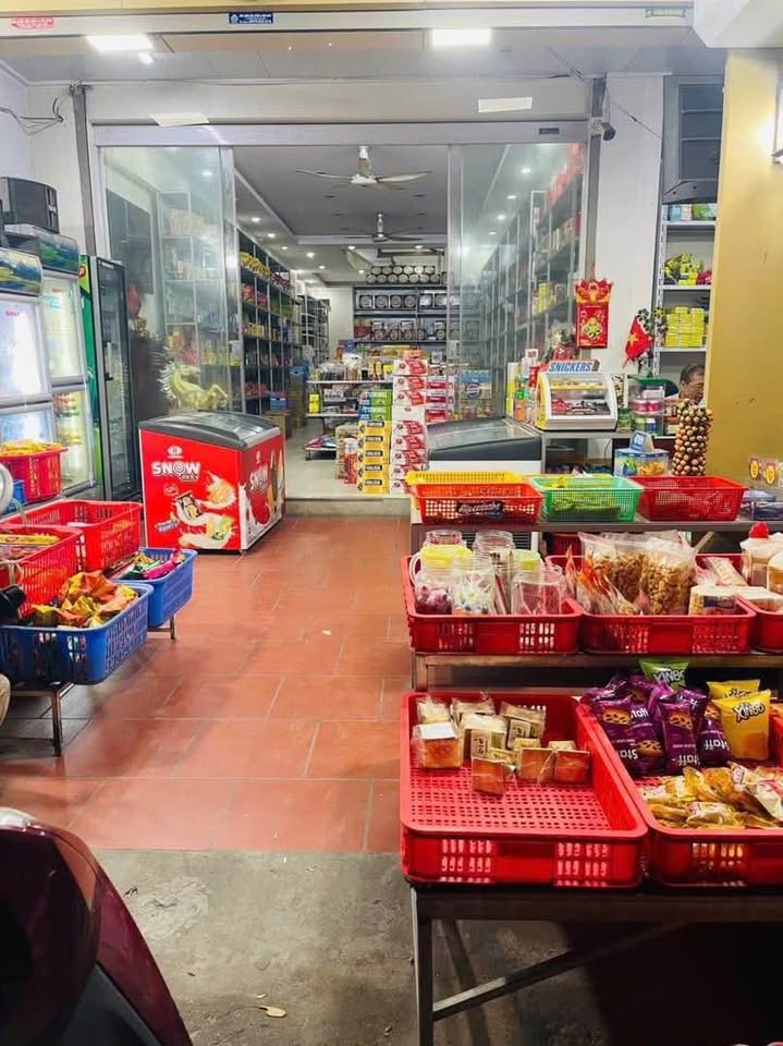 Nhà 3 tầng Cẩm Thủy kinh doanh đỉnh, ở sướng, giá nhỉnh 3 tỷ