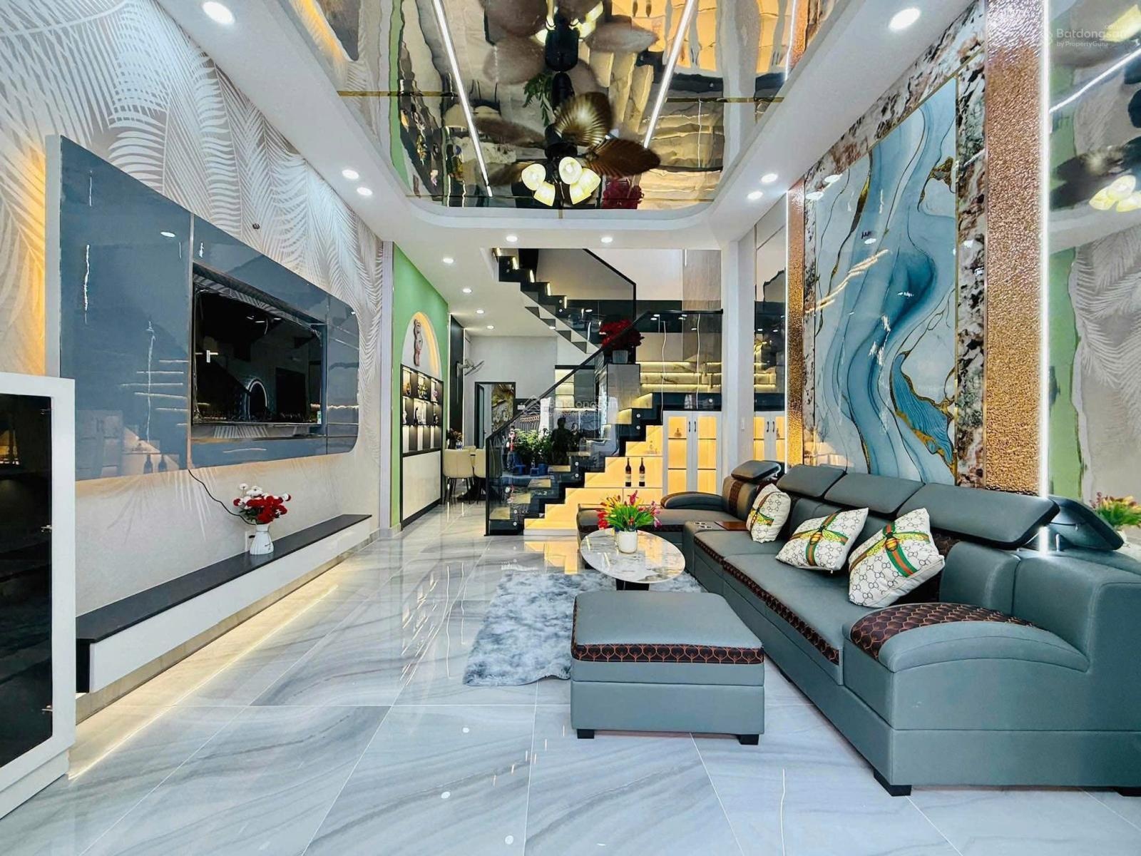 Bán nhanh nhà 45m2 đường Nguyễn Văn Lượng, P17, Gò Vấp. Giá 5 tỷ . Xây 1 trệt 2 lầu. Gần Lotte Mart