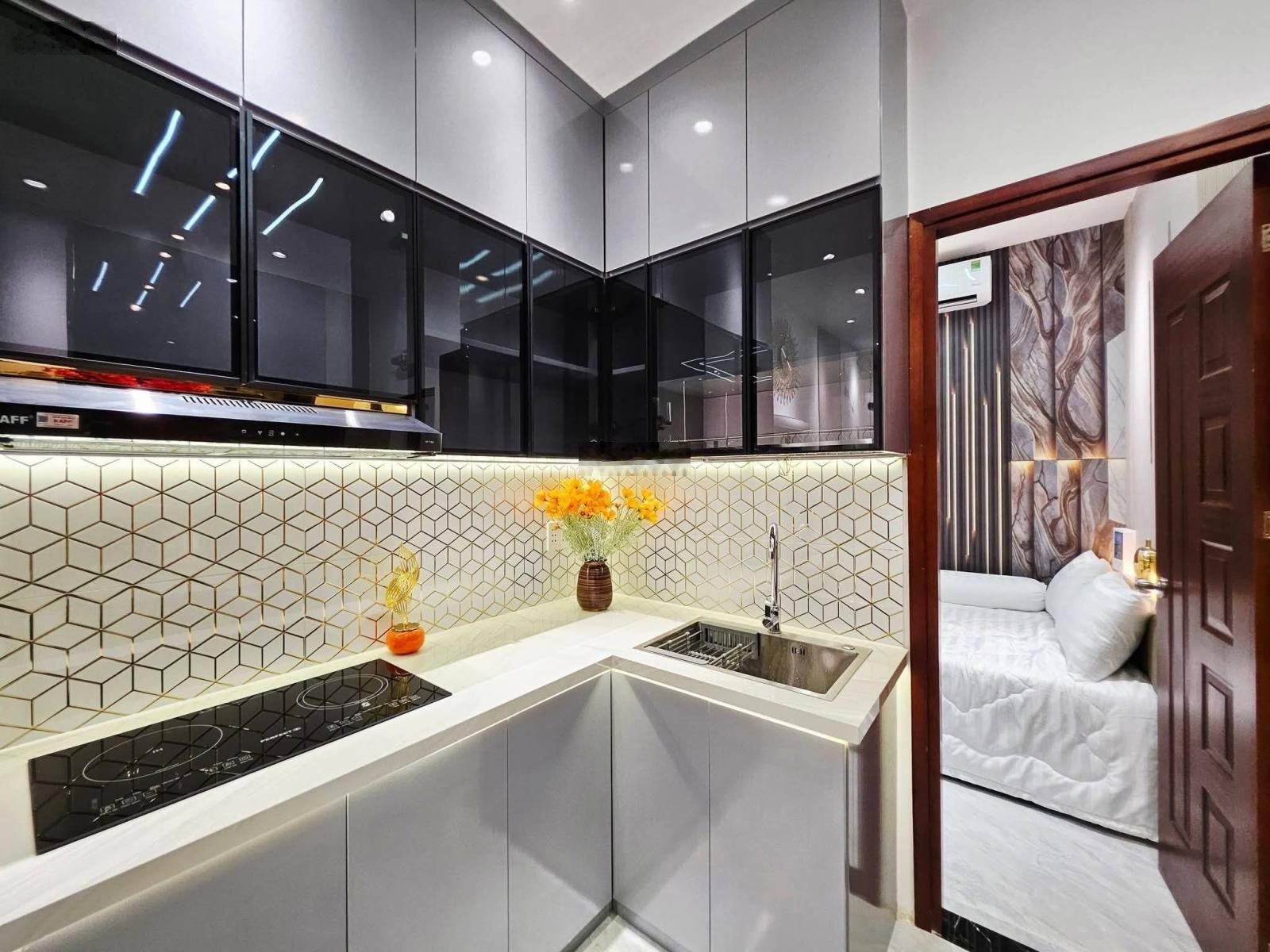 Nhà 3 phòng ngủ (có pn tầng trệt) phan huy ích emart 2 p.12 gò vấp