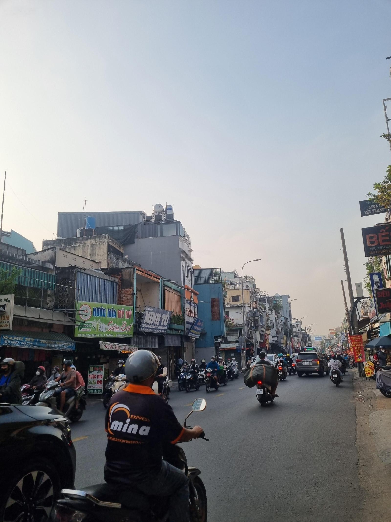 Nhà bán đ lạc long quân- giáp q 11- gần chợ vải tân bình- 43 m2- 5.x tỷ