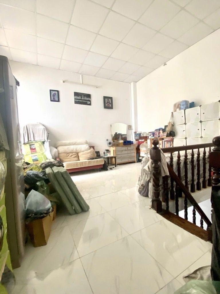 Nhà trung tâm tân bình - ni sư huỳnh liên - ngang hơn 8m - xe hơi đỗ cửa