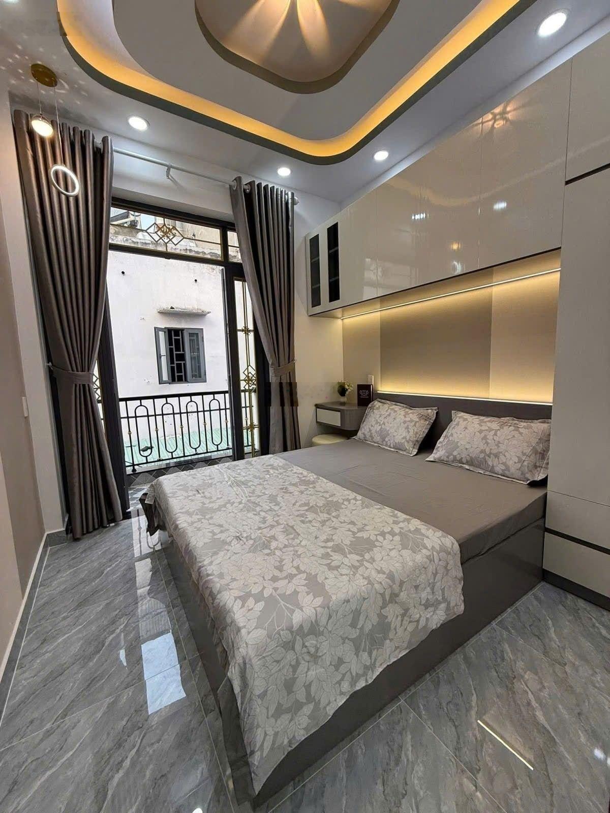 Chủ vừa thay áo mới nội thất vip pro giá chào mới chỉ 4.58 tỷ bán nhà hẻm xe hơi đỗ