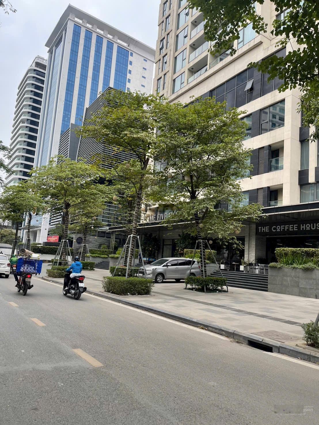 Nhà mới đẹp - mặt ngõ - gần ô tô - an cư lý tưởng cho gia đình trẻ - chỉ 5,8 tỷ - Cát Linh sổ đỏ