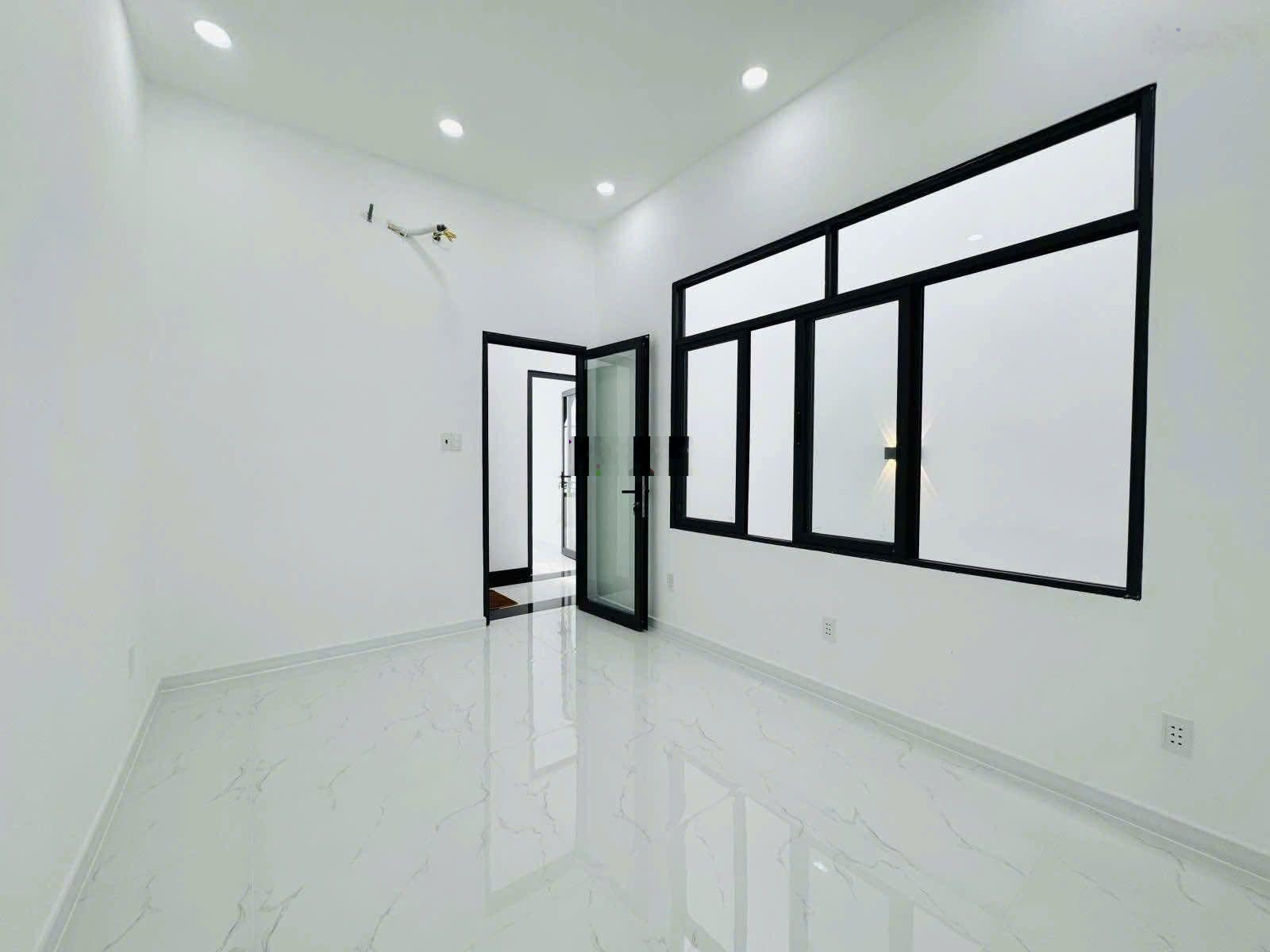 HXH nhà đẹp đón Tết Lạc Long Quân - P8, Tân Bình - nhỉnh 3đ