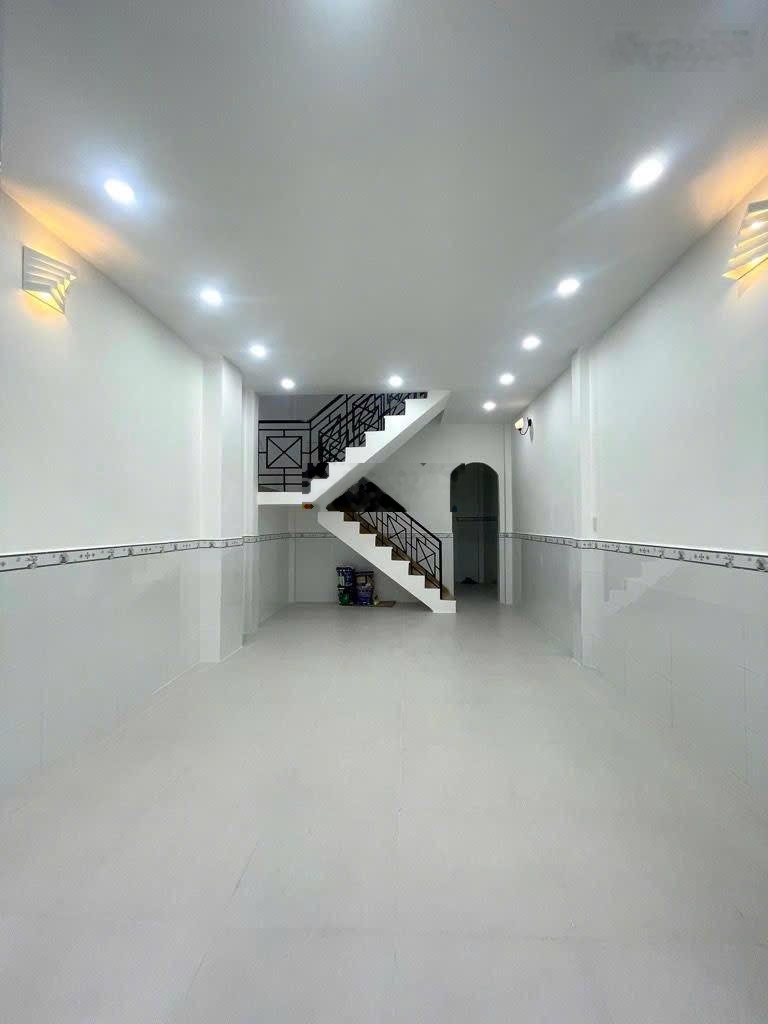 Bán nhà mới đẹp - hẻm xe hơi p.15 tân bình - ở ngay