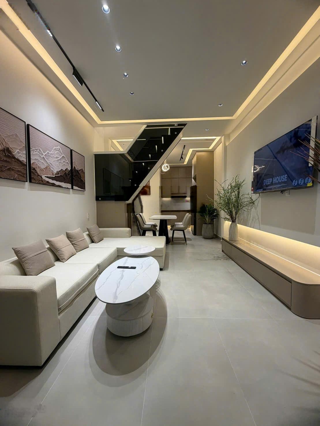 Lên sóng siêu phẩm nhà phố Lê Văn Thọ - khu trung tâm Gò Vấp