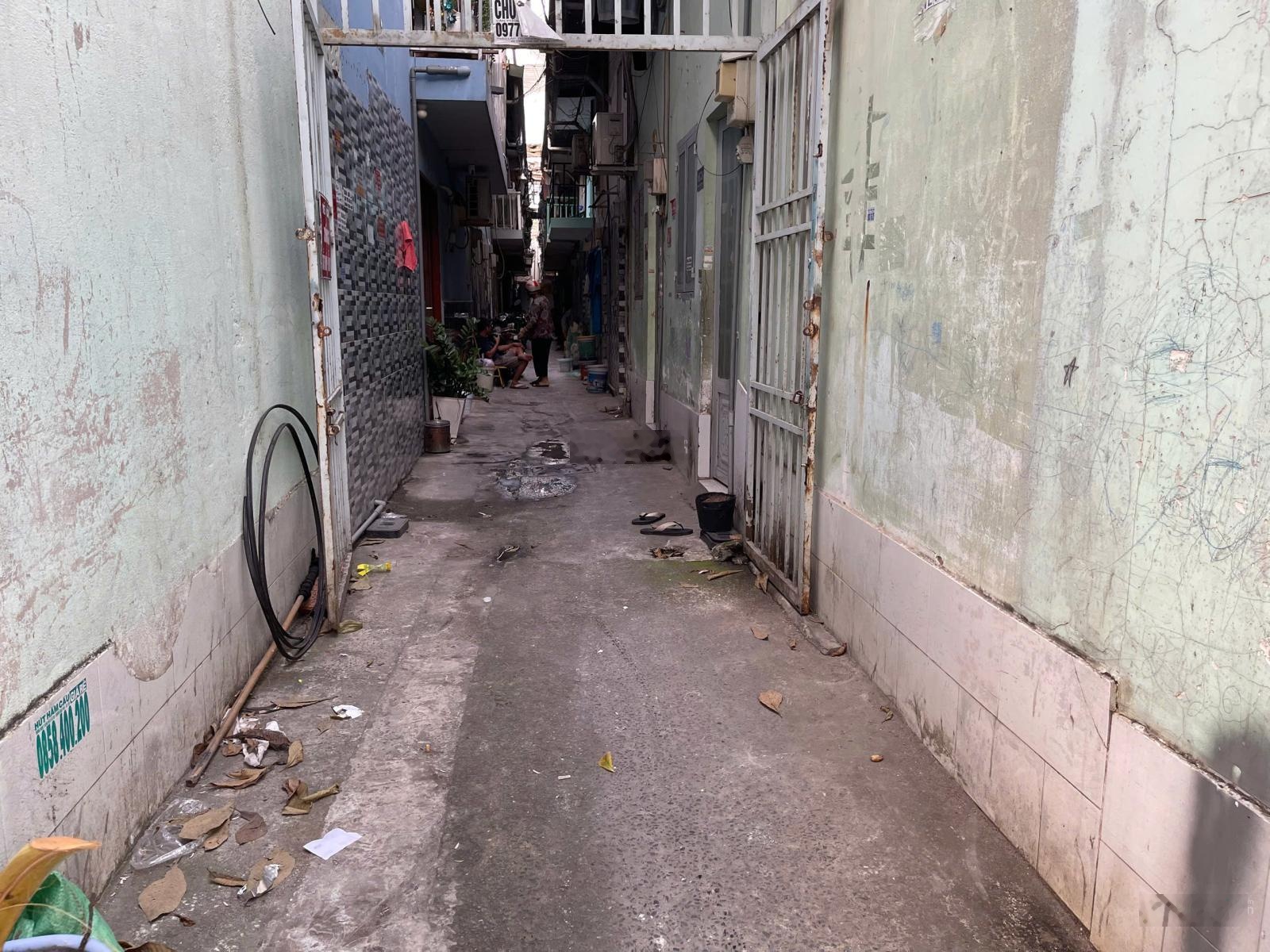 Chính chủ bán nhà 1 lầu đúc công năng đầy đủ 600tr sổ hồng chung đường Hiệp Thành 43 - Q12