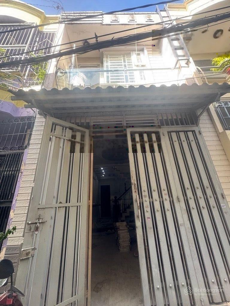 Nhà Quang Trung BTCT 2 tầng 35m2, gần ST Coop Mart