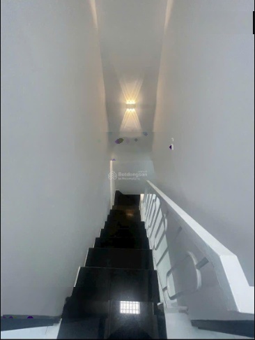 Bán nhà hẻm 5m (XH) Hàn Hải Nguyên, P. 9, Q. 11 giá 5,2 tỷ TL