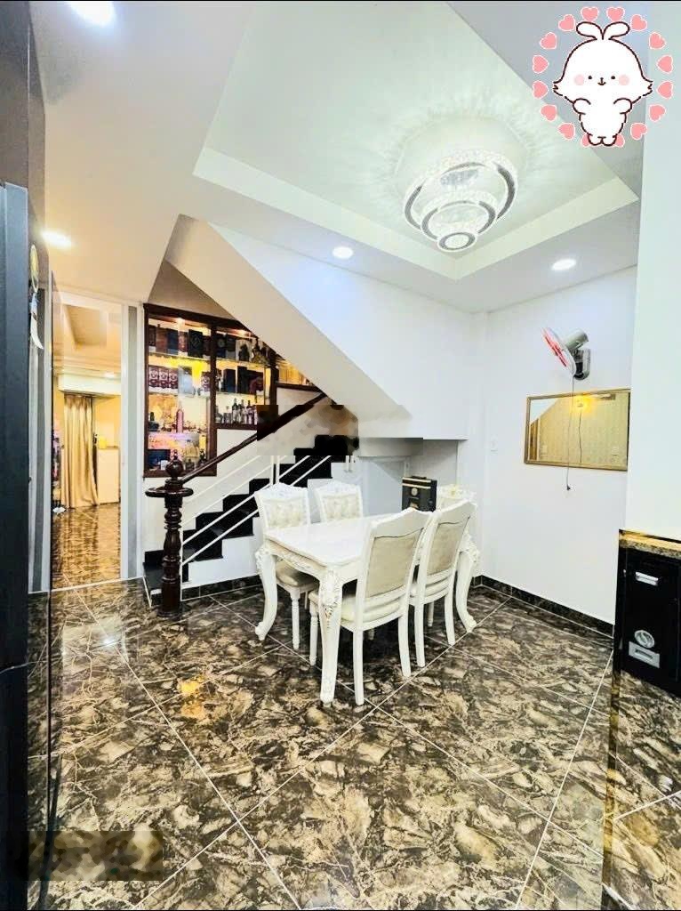 Hàng hiếm Đường Ni Sư Huỳnh Liên, 46m2, 4PN, 5WC, 3 tầng, nhỉnh 5 tỷ