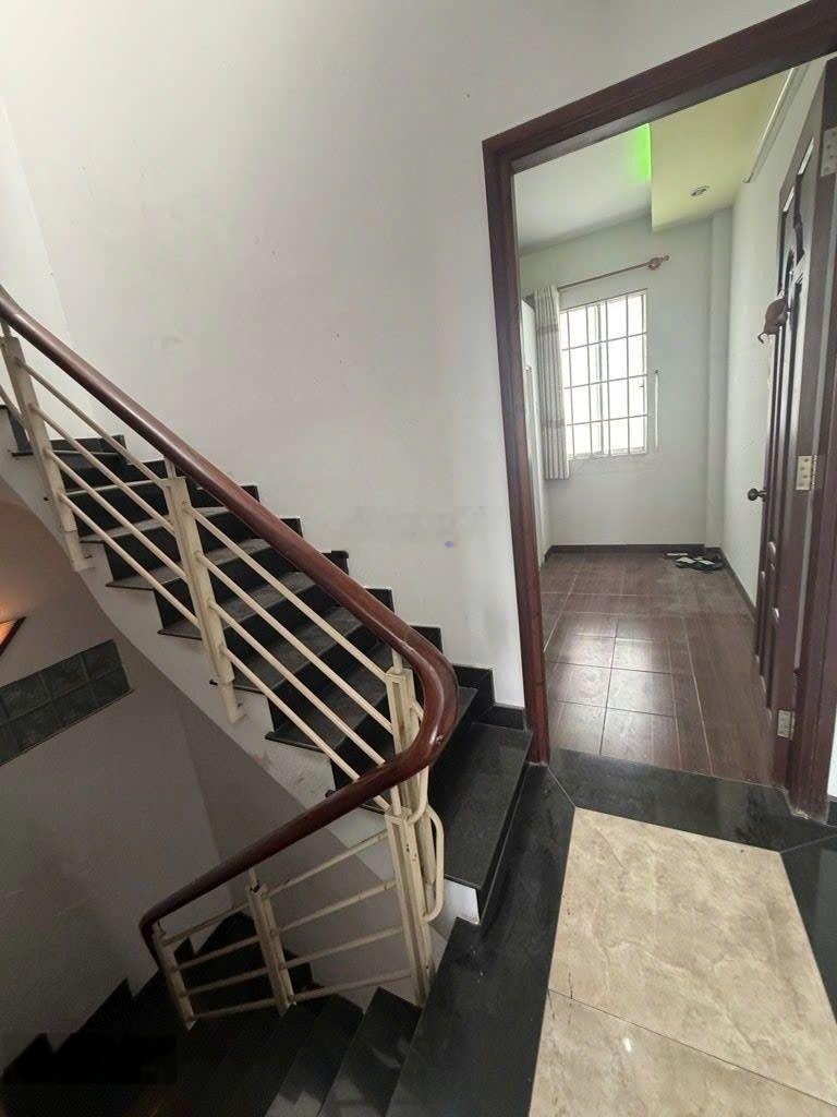 Bán nhà cứng cáp 4PN (3,6x9m) ngã tư Thống Nhất - Quang Trung, Gò Vấp