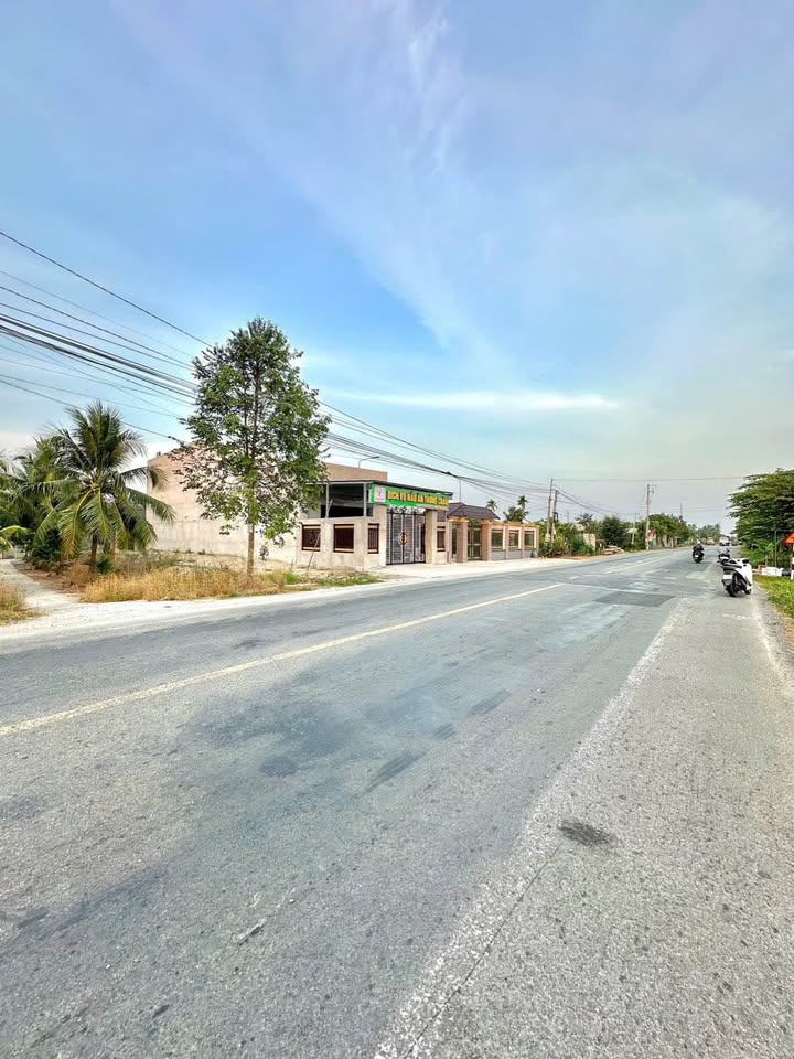 Bán đất nền 2 mặt tiền lộ 173, Châu Thành, Bến Tre, giá 3.2 tỷ