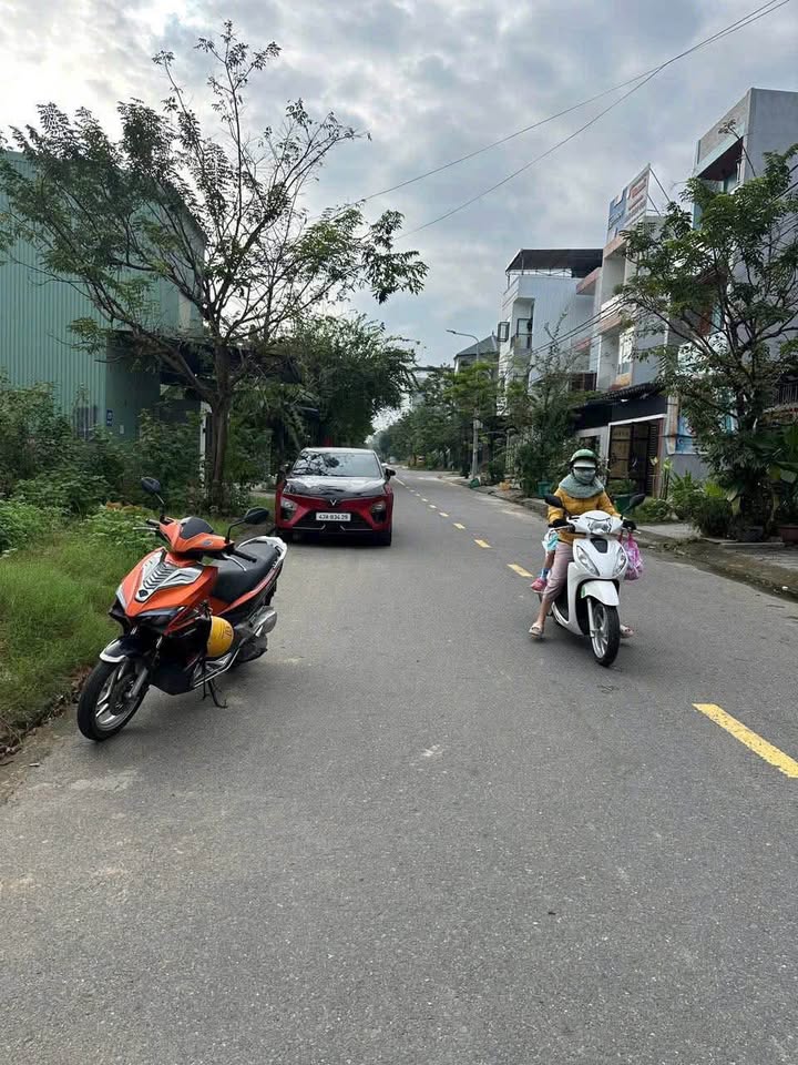 Cần bán lô đất 43 Nguyễn Thị Cận, khu đô thị Phước Lý, 105m2, giá 4.65 tỷ