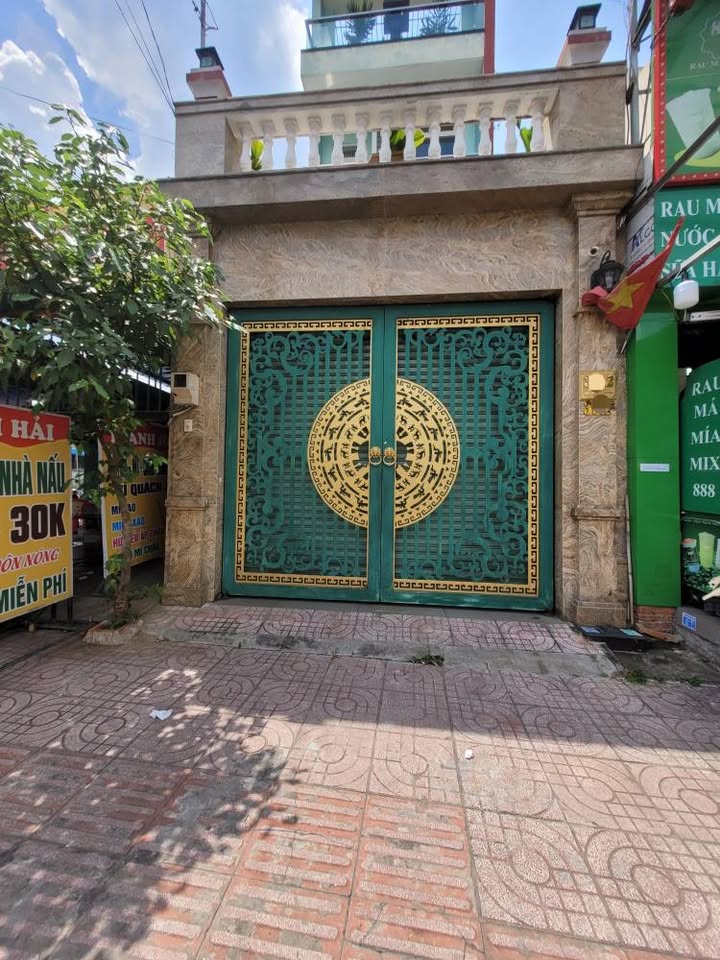 Siêu phẩm nhà phố, 92m², 4 tầng, mặt tiền đường Gò Dưa, Tam Bình, Thủ Đức, giá chỉ 12,9 tỷ